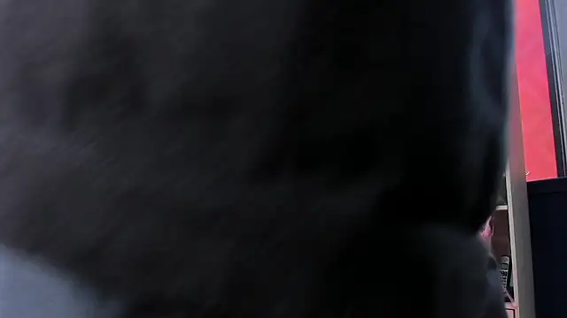 etham wolf  online show from 21, 10, 2025