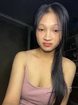 Snapshot of vyvy777 chatting on 28, 9, 2025 vyvy777 online show from 28, 9, 2025