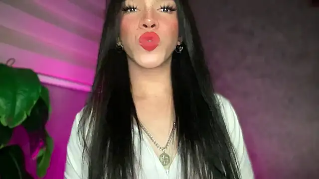 Misselliefayexxx online show from 16, 3, 2026