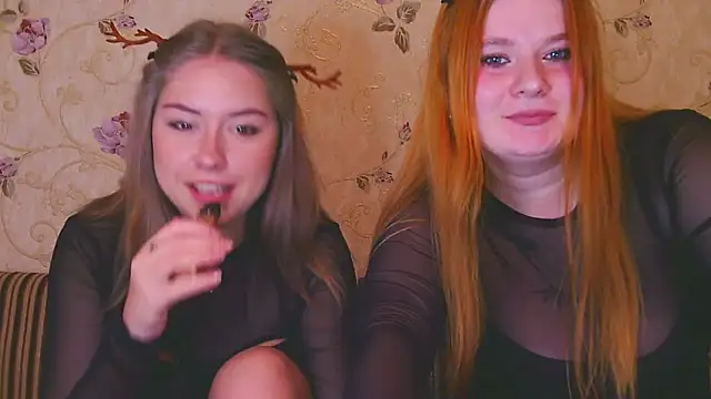 Snapshot of Tomyris_yuki chatting on 17, 12, 2025 Tomyris yuki online show from 17, 12, 2025