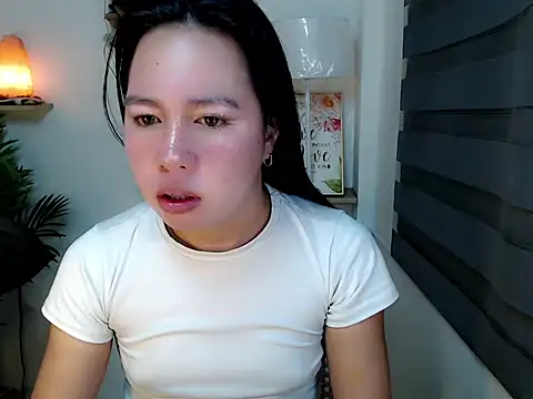 Snapshot of kimbratx chatting on 18, 12, 2025 kimbratx online show from 18, 12, 2025