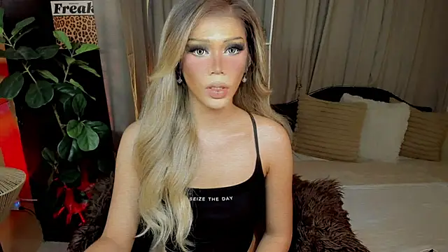 Candicebloom online show from 6, 4, 2026