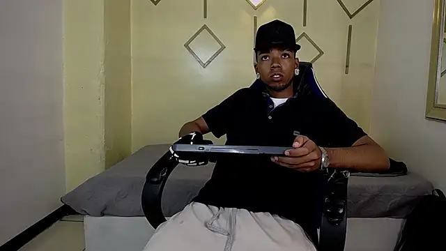 Snapshot of CollemanStone chatting on 16, 12, 2025 CollemanStone online show from 16, 12, 2025