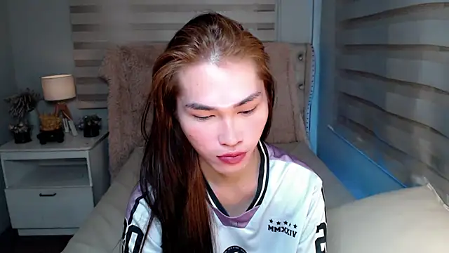 lovelychanel69xx online show from 17, 10, 2025