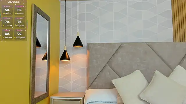 Jade Whisper online show from 12, 9, 2025