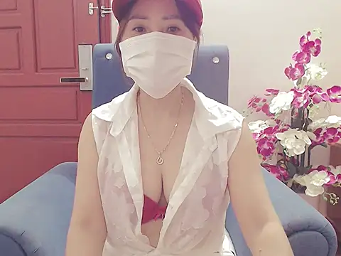 ruby 8x online show from 1, 11, 2025