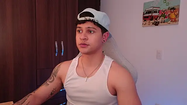 Snapshot of domsantiago_ chatting on 20, 9, 2025 domsantiago online show from 20, 9, 2025