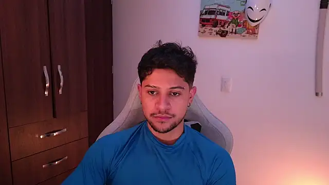 Snapshot of domsantiago_ chatting on 18, 12, 2025 domsantiago online show from 18, 12, 2025