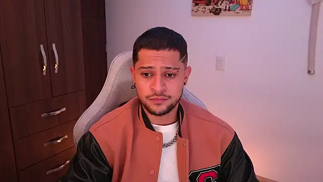 Snapshot of domsantiago_ chatting on 14, 2, 2026 domsantiago online show from 14, 2, 2026