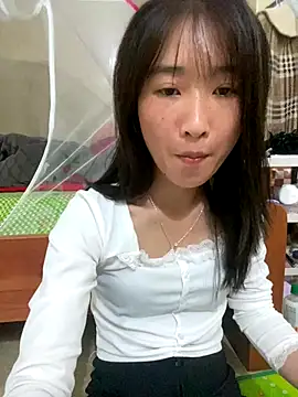 Snapshot of oneyou_400 chatting on 30, 10, 2025 oneyou 400 online show from 30, 10, 2025