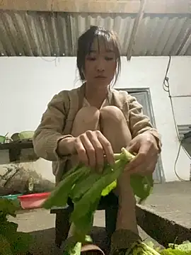 Snapshot of oneyou_400 chatting on 13, 11, 2025 oneyou 400 online show from 13, 11, 2025