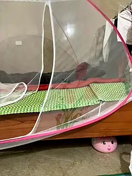 Snapshot of oneyou_400 chatting on 5, 12, 2025 oneyou 400 online show from 5, 12, 2025