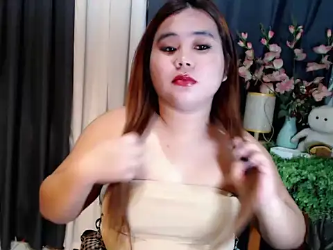 Snapshot of queen_staceyy chatting on 13, 10, 2025 queen staceyy online show from 13, 10, 2025