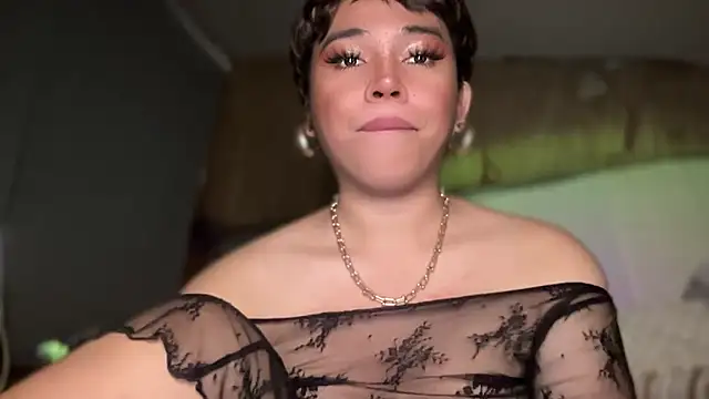 Snapshot of goddessofalltime chatting on 29, 10, 2025 goddessofalltime online show from 29, 10, 2025