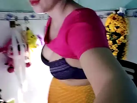 Snapshot of emgaixinhngoan chatting on 14, 9, 2025 emgaixinhngoan online show from 14, 9, 2025