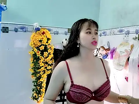 Snapshot of emgaixinhngoan chatting on 24, 9, 2025 emgaixinhngoan online show from 24, 9, 2025