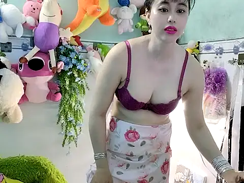 Snapshot of emgaixinhngoan chatting on 15, 10, 2025 emgaixinhngoan online show from 15, 10, 2025