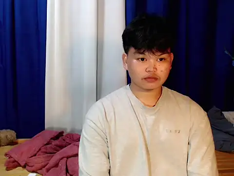 Snapshot of Reynelcock chatting on 1, 12, 2025 Reynelcock online show from 1, 12, 2025