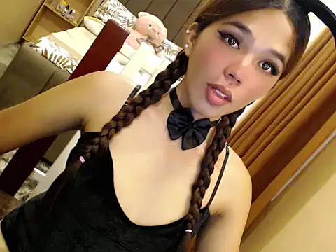 Snapshot of urswtasian_chesca chatting on 17, 5, 2026 urswtasian chesca online show from 17, 5, 2026