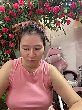 Snapshot of Bollozzy_89 chatting on 21, 10, 2025 Bollozzy 89 online show from 21, 10, 2025