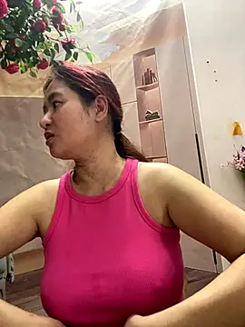 Snapshot of Bollozzy_89 chatting on 18, 11, 2025 Bollozzy 89 online show from 18, 11, 2025