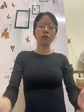 Snapshot of meomeo2k6 chatting on 21, 11, 2025 meomeo2k6 online show from 21, 11, 2025