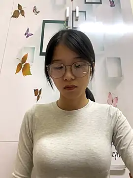 Snapshot of meomeo2k6 chatting on 4, 12, 2025 meomeo2k6 online show from 4, 12, 2025