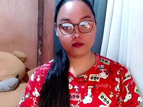  Lylia online show from 15, 2, 2026