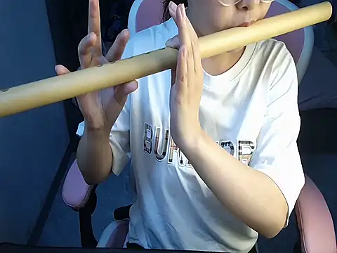 Ori-Yannie online show from 12, 11, 2025