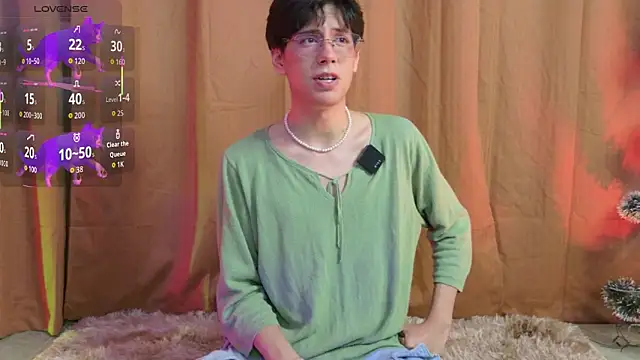 luixdust  online show from 15, 12, 2025