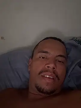 Snapshot of Didio_ofc chatting on 15, 4, 2026 Didio ofc online show from 15, 4, 2026