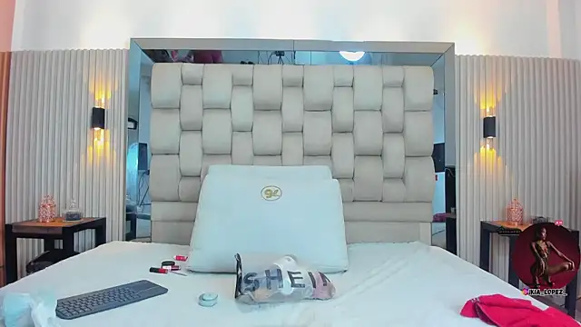 Snapshot of ikia_lopez_ chatting on 30, 9, 2025 ikia lopez online show from 30, 9, 2025