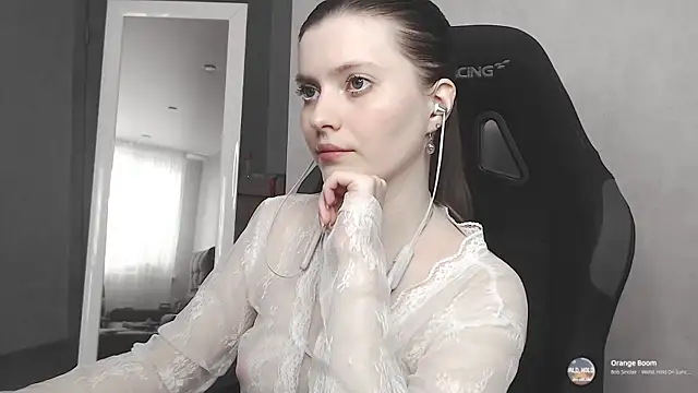 Snapshot of cute_elfy_ chatting on 26, 9, 2025 cute elfy online show from 26, 9, 2025