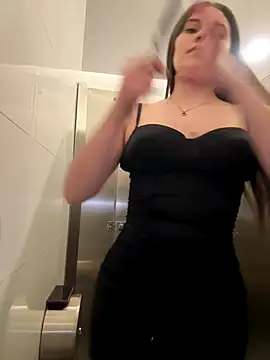 Isabella21  online show from 8, 1, 2026