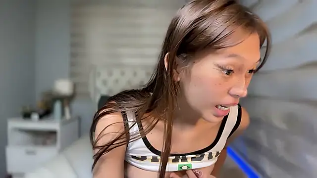 Snapshot of SexyHotJea chatting on 16, 12, 2025 SexyHotJea online show from 16, 12, 2025