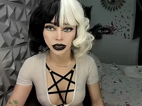 janecomander online show from 28, 3, 2026