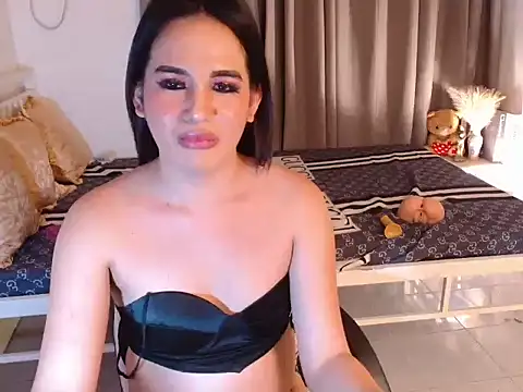 Snapshot of MaliaWang06 chatting on 17, 9, 2025 MaliaWang06 online show from 17, 9, 2025