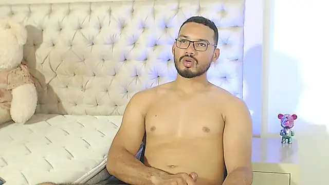 Snapshot of marcusblade chatting on 20, 11, 2025 marcusblade online show from 20, 11, 2025