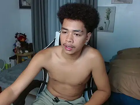 curlyasian njxx online show from 27, 3, 2026