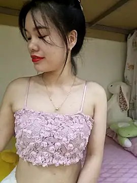 Snapshot of Baby-ladytits2025 chatting on 17, 9, 2025 Baby-ladytits2025 online show from 17, 9, 2025