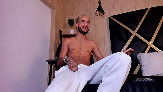 Thiagoferreti online show from 24, 9, 2025