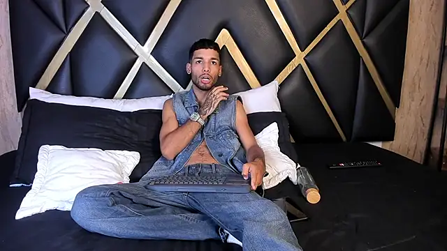 Thiagoferreti online show from 3, 3, 2026