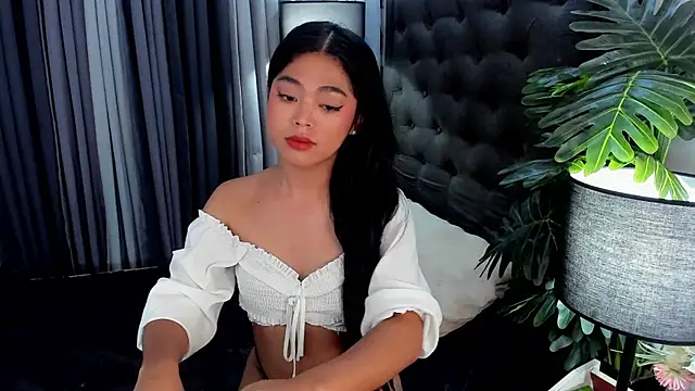 AsianHugecockAnna online show from 19, 6, 2026