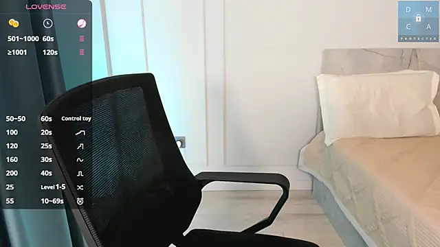 MinaDiamondd online show from 1, 11, 2025