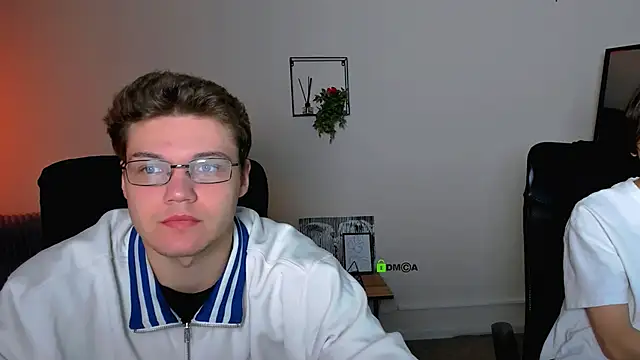 Snapshot of lucas_long_ chatting on 13, 9, 2025 lucas long online show from 13, 9, 2025