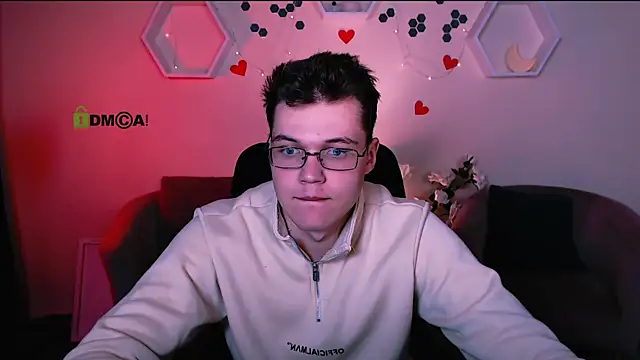 Snapshot of lucas_long_ chatting on 7, 10, 2025 lucas long online show from 7, 10, 2025