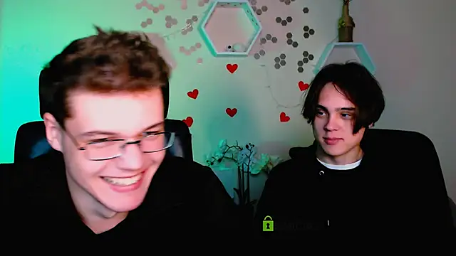 Snapshot of lucas_long_ chatting on 12, 10, 2025 lucas long online show from 12, 10, 2025