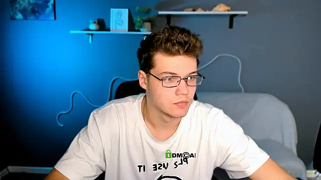 Snapshot of lucas_long_ chatting on 20, 10, 2025 lucas long online show from 20, 10, 2025