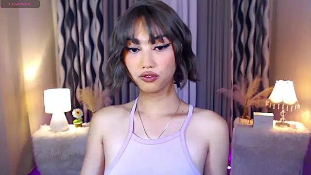 Kiah Wyatt online show from 7, 11, 2025