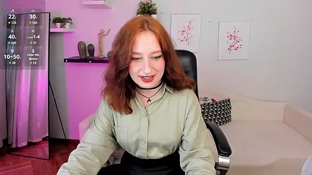 Snapshot of Violet_Griffen chatting on 23, 9, 2025 Violet Griffen online show from 23, 9, 2025